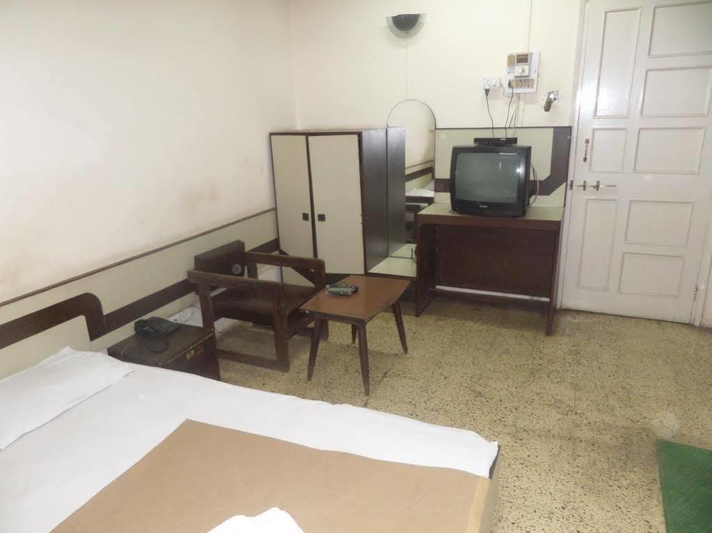 Hotel Shilpa Nashik Esterno foto